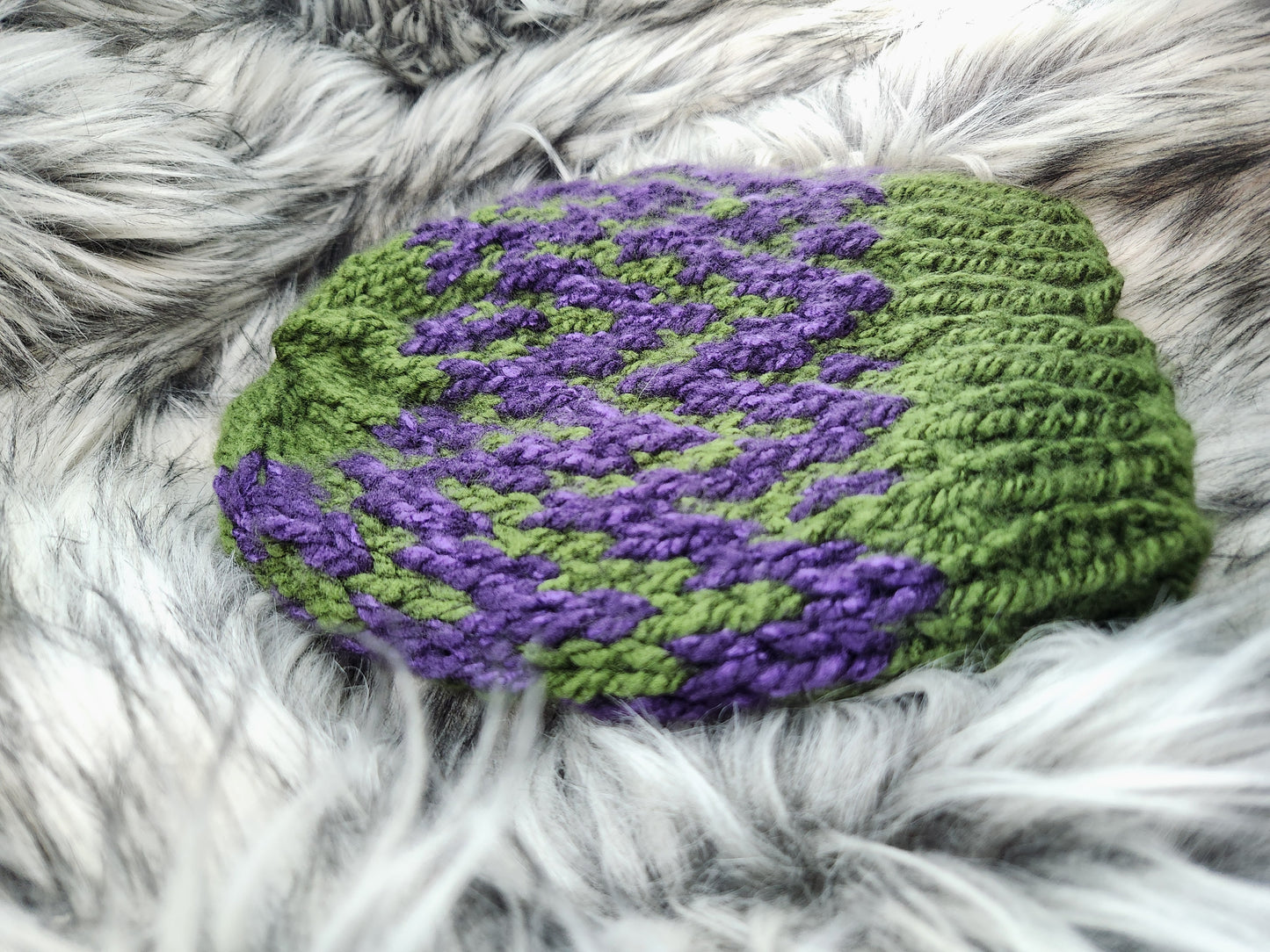 Acrylic Adult S/M ZigZag Beanie