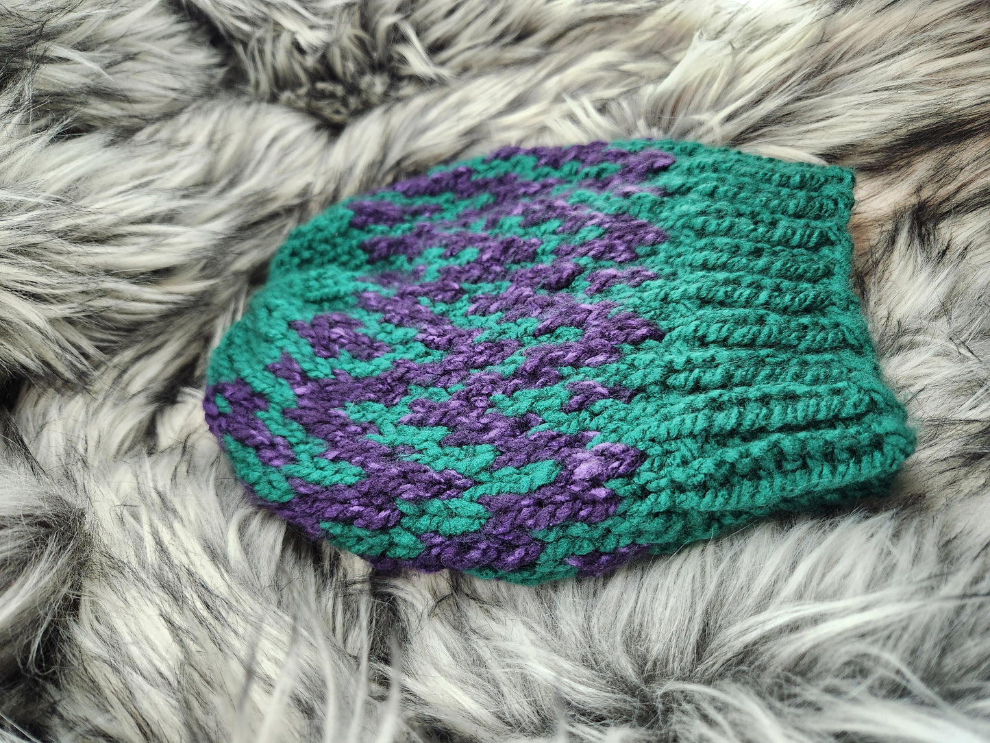 Acrylic Adult S/M ZigZag Beanie