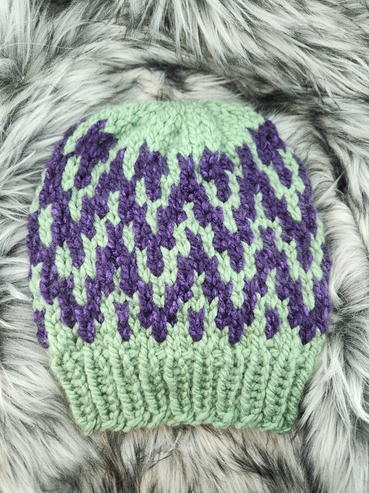 Acrylic Adult S/M ZigZag Beanie