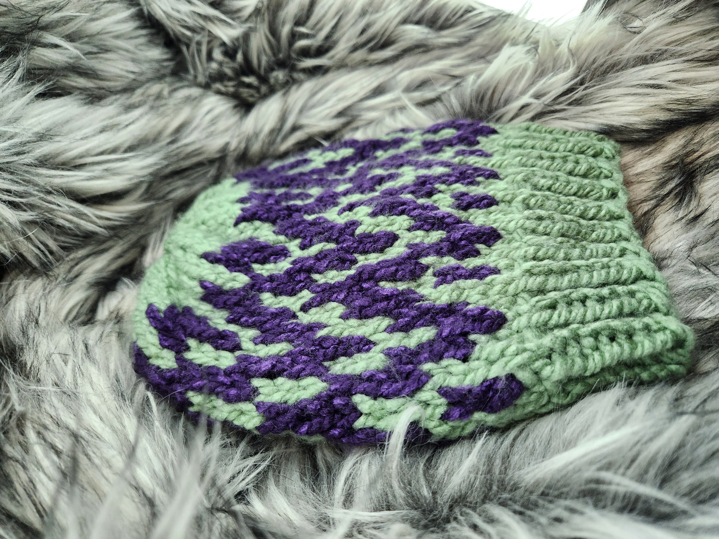 Acrylic Adult S/M ZigZag Beanie